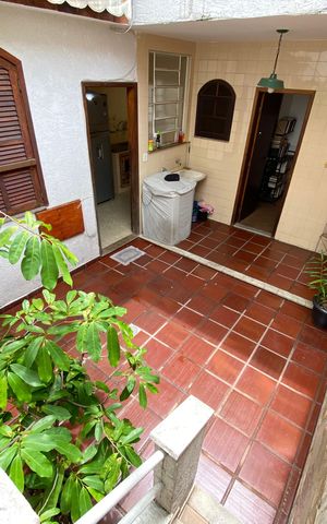 Casa à venda com 180m², 4 quartos e 1 vaga