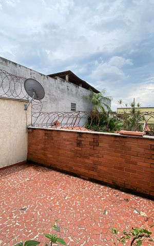 Casa à venda com 180m², 4 quartos e 1 vaga