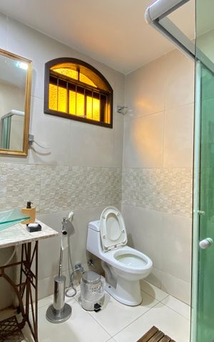 Casa à venda com 180m², 4 quartos e 1 vaga