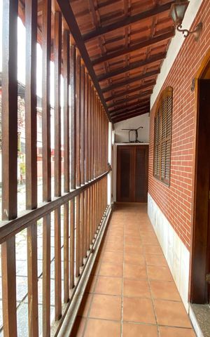 Casa à venda com 180m², 4 quartos e 1 vaga