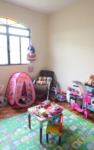 Casa à venda com 360m², 3 quartos e 2 vagasQuarto 3