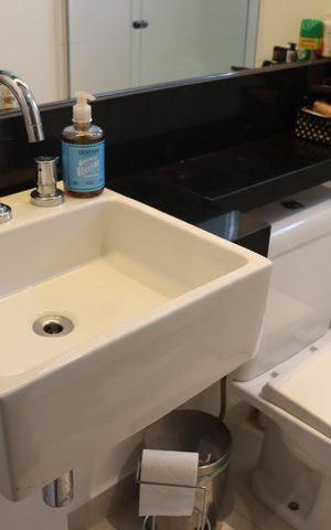 Apartamento à venda com 63m², 2 quartos e 1 vaga Apartamento à venda com 63m², 2 quartos e 1 vagaBanheiro