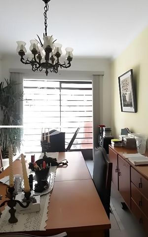 Casa para alugar com 210m², 4 quartos e 3 vagas