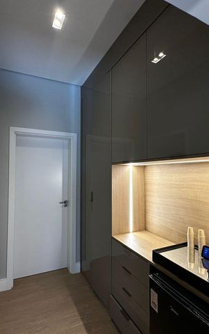 Casa de condomínio para alugar com 420m², 3 quartos e 4 vagasQuarto