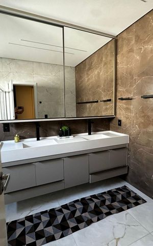 Casa de condomínio para alugar com 420m², 3 quartos e 4 vagasbanheiro
