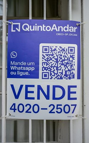 Casa à venda com 181m², 2 quartos e 2 vagasFachada