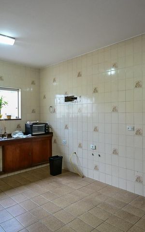 Casa à venda com 181m², 2 quartos e 2 vagasCozinha