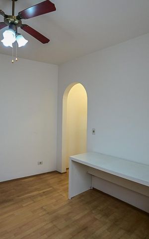 Casa à venda com 181m², 2 quartos e 2 vagasSala da Edícula 