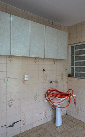 Casa à venda com 181m², 2 quartos e 2 vagasÁrea de Serviço 