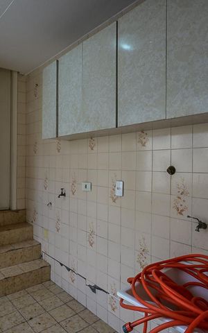 Casa à venda com 181m², 2 quartos e 2 vagasÁrea de Serviço 