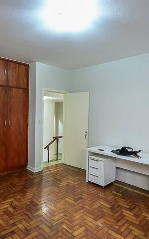 Casa à venda com 181m², 2 quartos e 2 vagasQuarto