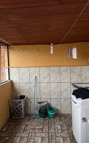 Casa à venda com 106m², 3 quartos e 1 vaga Casa à venda com 106m², 3 quartos e 1 vagaÁrea de Serviço