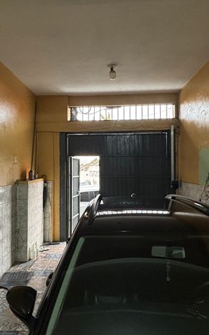 Casa à venda com 106m², 3 quartos e 1 vaga Casa à venda com 106m², 3 quartos e 1 vagaGaragem