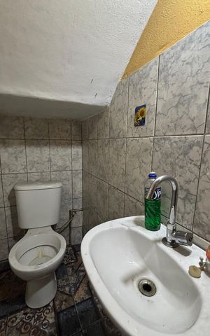 Casa à venda com 106m², 3 quartos e 1 vaga Casa à venda com 106m², 3 quartos e 1 vagaGaragem - Banheiro