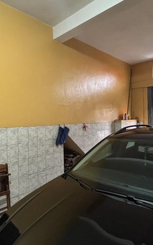 Casa à venda com 106m², 3 quartos e 1 vaga Casa à venda com 106m², 3 quartos e 1 vagaGaragem