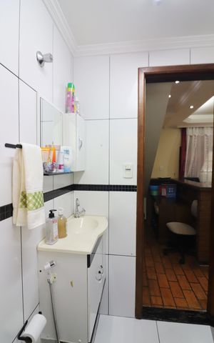 Casa à venda com 160m², 3 quartos e 2 vagasBanheiro Social 2