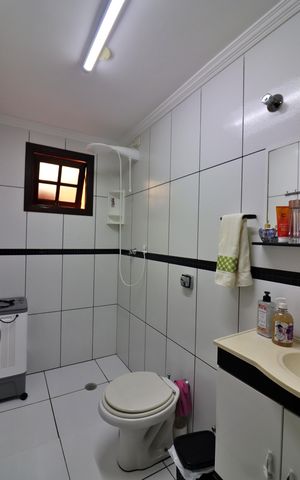 Casa à venda com 160m², 3 quartos e 2 vagasBanheiro Social 2