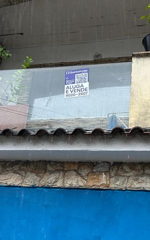 Casa para alugar com 198m², 4 quartos e sem vagaFachada + plaquinha