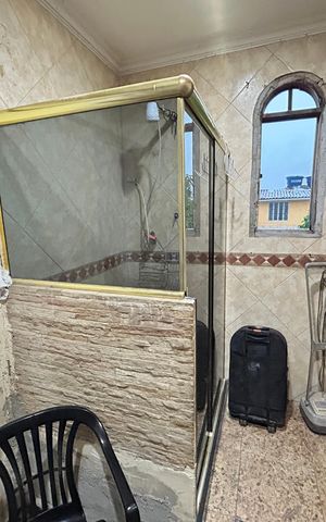 Casa para alugar com 198m², 4 quartos e sem vagaBanheiro da Suíte