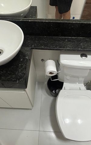 Apartamento à venda com 90m², 3 quartos e 1 vaga Apartamento à venda com 90m², 3 quartos e 1 vagaBanheiro