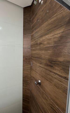 Apartamento à venda com 90m², 3 quartos e 1 vaga Apartamento à venda com 90m², 3 quartos e 1 vagaBanheiro