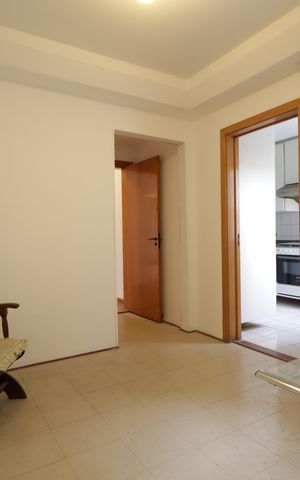 Apartamento à venda com 212m², 4 quartos e 3 vagasSala intima
