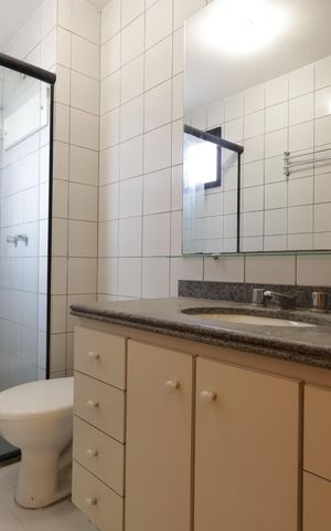 Apartamento à venda com 212m², 4 quartos e 3 vagasBanheiro