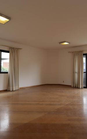 Apartamento à venda com 212m², 4 quartos e 3 vagasSala