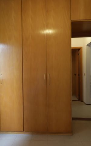 Apartamento à venda com 212m², 4 quartos e 3 vagasQuarto 2