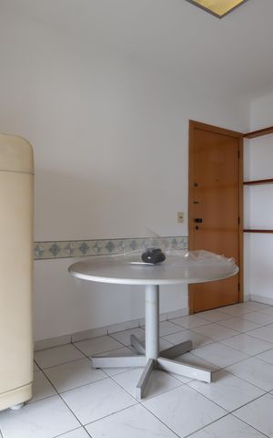 Apartamento à venda com 212m², 4 quartos e 3 vagasCopa