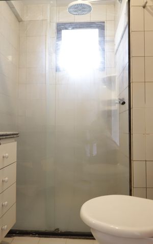 Apartamento à venda com 212m², 4 quartos e 3 vagasBanheiro da Suíte 2