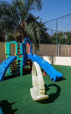 Apartamento para alugar com 65m², 2 quartos e 1 vaga Apartamento para alugar com 65m², 2 quartos e 1 vagaÁrea comum - Playground