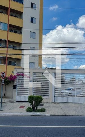 Apartamento para alugar com 65m², 2 quartos e 1 vaga Apartamento para alugar com 65m², 2 quartos e 1 vagaFachada