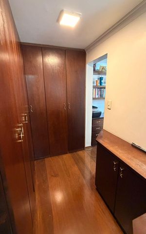 Casa à venda com 153m², 3 quartos e 2 vagas