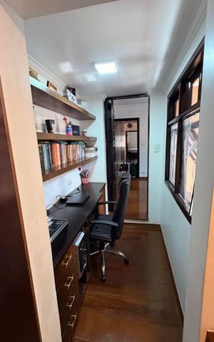 Casa à venda com 153m², 3 quartos e 2 vagas
