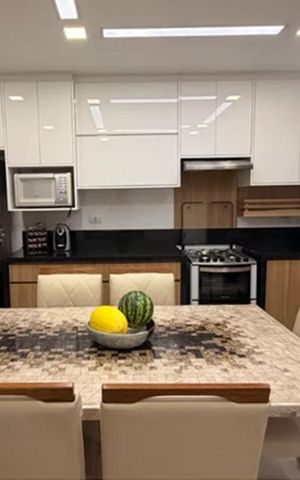Casa à venda com 153m², 3 quartos e 2 vagas