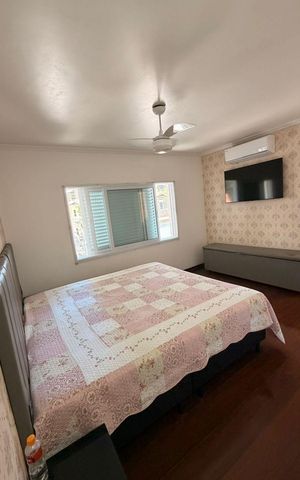 Casa à venda com 153m², 3 quartos e 2 vagas