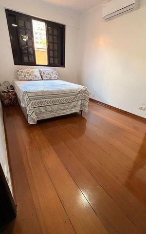 Casa à venda com 153m², 3 quartos e 2 vagas