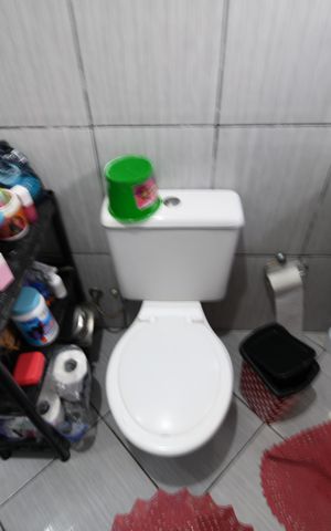 Casa à venda com 110m², 2 quartos e 6 vagasBanheiro Suíte