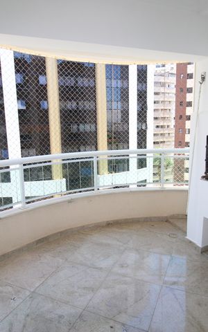Apartamento para alugar com 107m², 3 quartos e 2 vagasSala