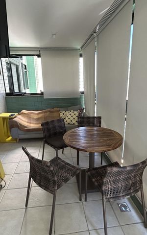 Apartamento à venda com 98m², 4 quartos e 2 vagasVaranda da Sala