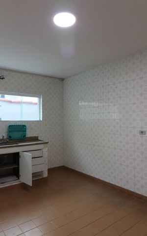 Casa para alugar com 150m², 3 quartos e 3 vagasCozinha 