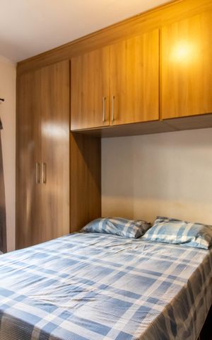 Casa à venda com 235m², 3 quartos e 5 vagas Casa à venda com 235m², 3 quartos e 5 vagasQuarto 2
