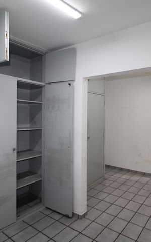 Casa para alugar com 360m², 3 quartos e 4 vagasÁrea de Serviço - Quarto 1