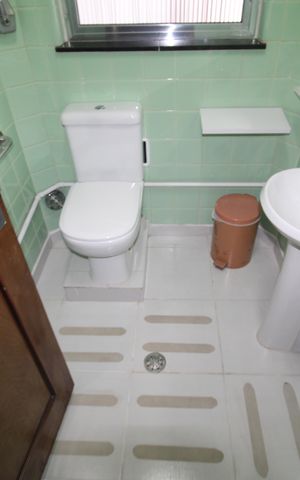 Casa para alugar com 360m², 3 quartos e 4 vagasBanheiro 1