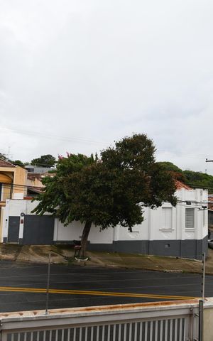 Casa à venda com 250m², 4 quartos e 4 vagasQuarto 1 - Suíte Vista