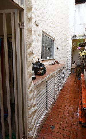 Casa à venda com 250m², 4 quartos e 4 vagasÁrea de Serviço