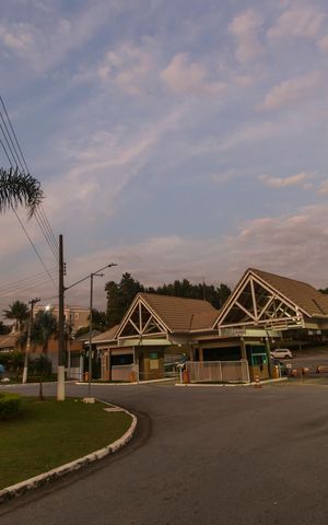 Casa à venda com 560m², 4 quartos e 4 vagasVista da Rua