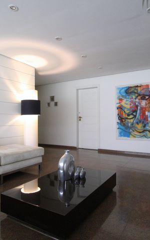 Apartamento à venda com 57m², 1 quarto e sem vagaHall Social