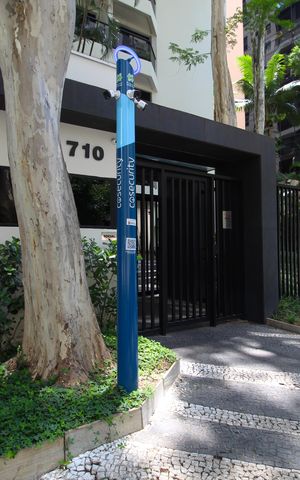 Apartamento à venda com 57m², 1 quarto e sem vagaFachada e Portaria
